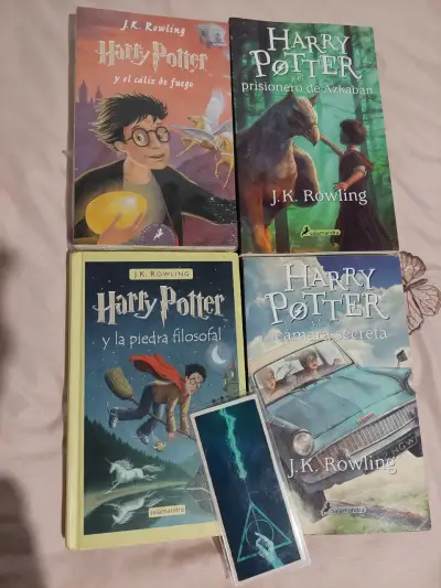 Colección de libros Harry Potter de J.K. Rowling - miniatura 1