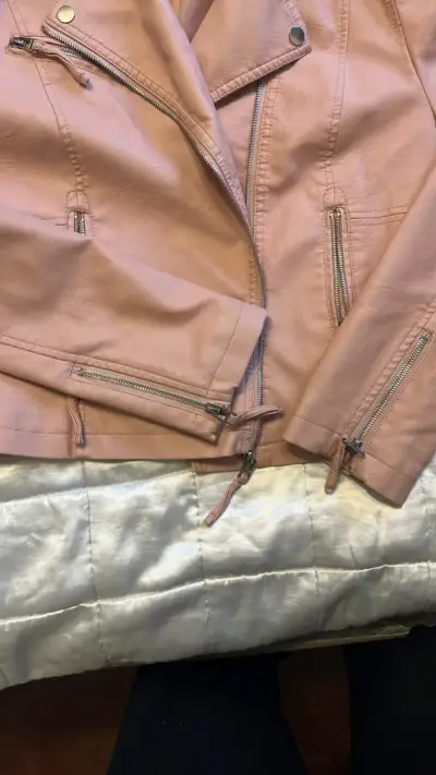 Chaqueta de cuero sintético rosa FSP para mujer - miniatura 2