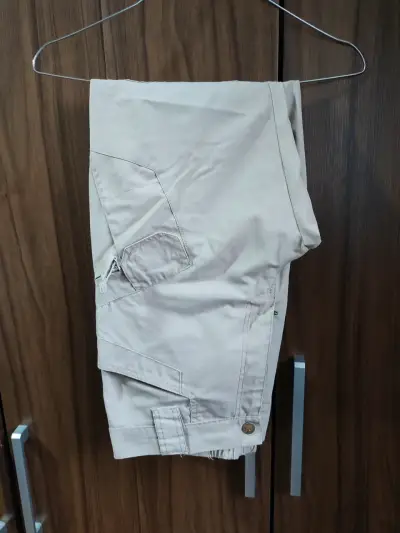 Bermudas cargo beige Talla S - miniatura 1