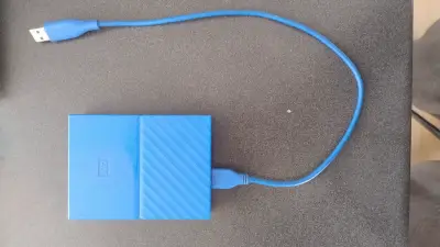 Disco Duro Externo 4TB USB 3.0 WD My Passport Azul - miniatura 1