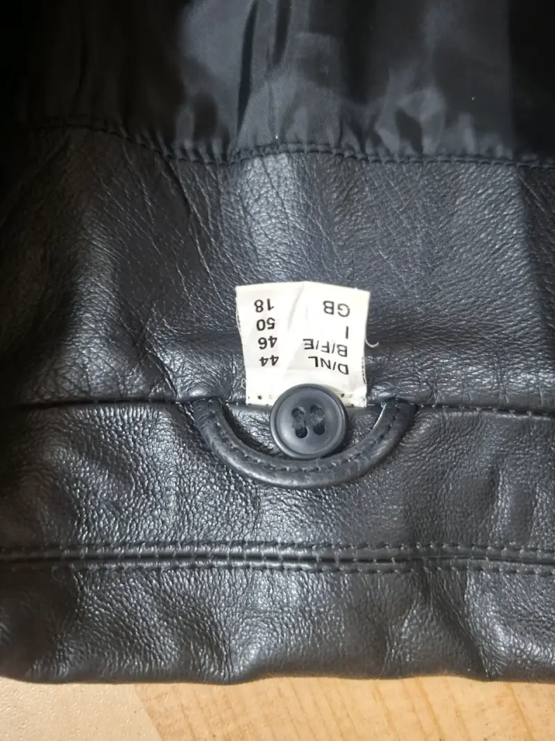 Abrigo de cuero negro para mujer - 2