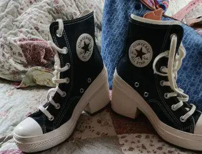 Botines Plataforma Converse Chuck Taylor All Star - miniatura 3