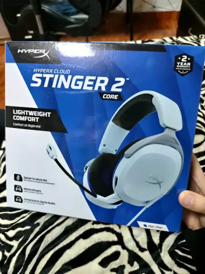 Audífonos HyperX Cloud Stinger 2 Core para PS5/PS4 - miniatura 1