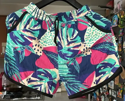 Shorts de playa estampados tropicales - miniatura 1