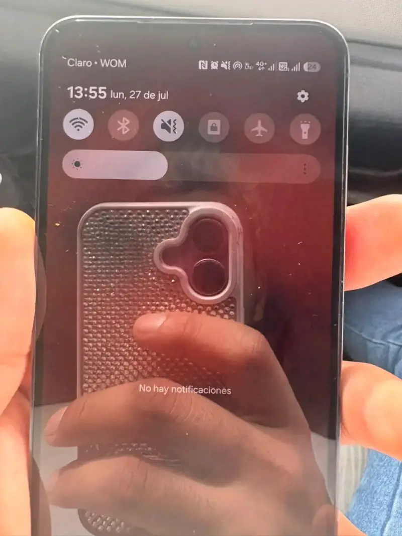 Smartphone Samsung Galaxy S23 en buen estado - 4