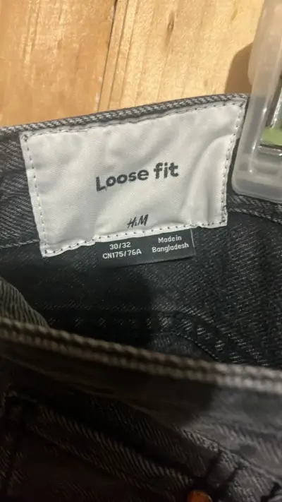 Jeans Loose Fit H&M para Hombre - miniatura 3
