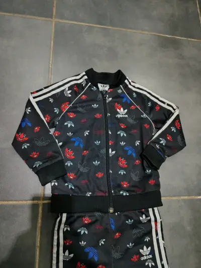 Conjunto deportivo infantil Adidas - miniatura 1