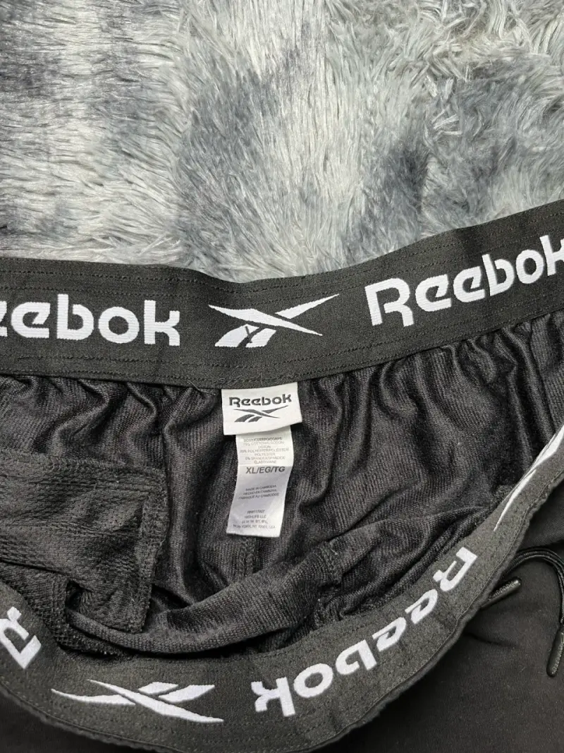 Pantalones deportivos negros Reebok para hombre - 5