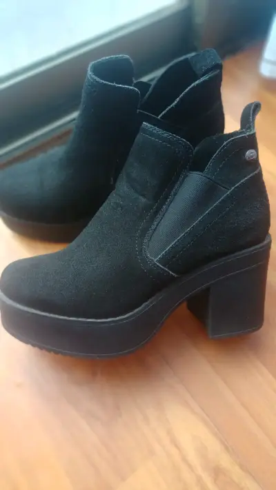Botines negros de gamuza con tacón grueso - miniatura 1