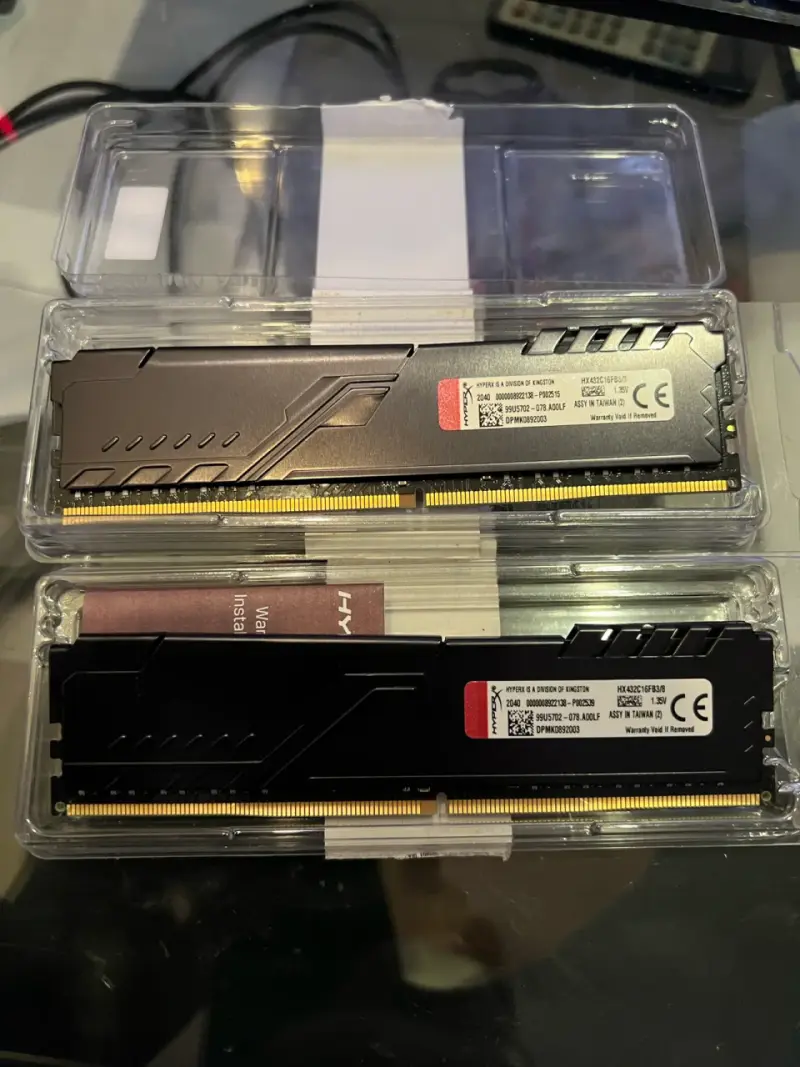 Memoria RAM HyperX Fury DDR4 2x8GB 3200MHz - 2