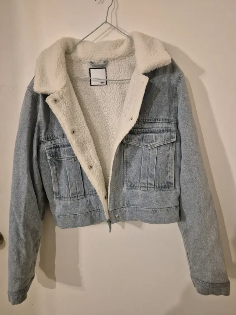 Chaqueta de mezclilla con chiporro - 2
