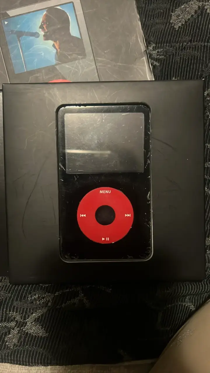iPod Classic Edición Especial U2 con Caja - 1