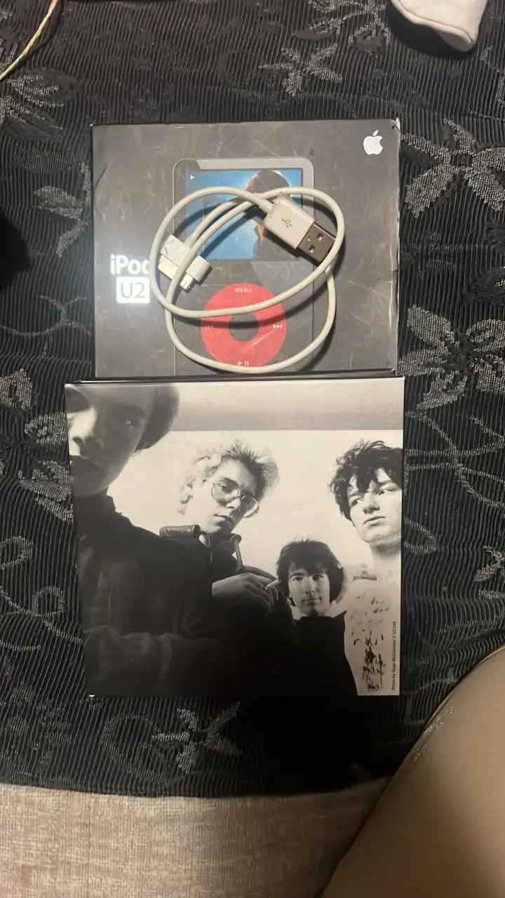 iPod Classic Edición Especial U2 con Caja - 4