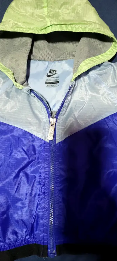 Chaqueta cortaviento Nike - miniatura 2