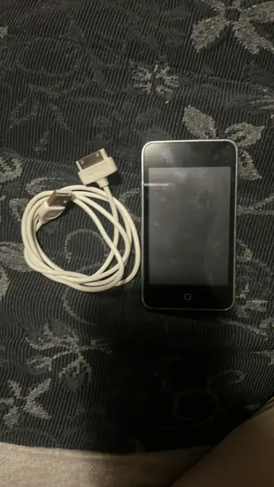 iPod Touch 8GB con cable USB - miniatura 3