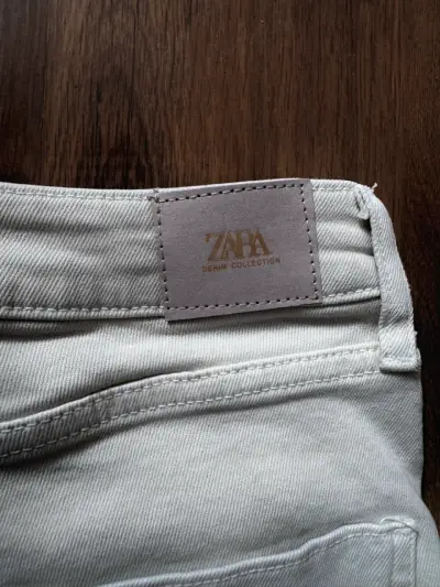 Jeans Zara Color Crudo Talla 34 - miniatura 4