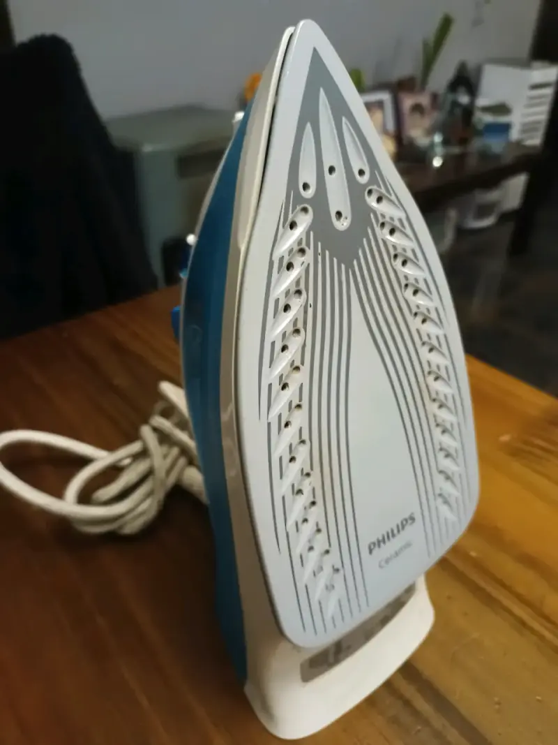 Plancha a vapor Philips con suela cerámica - 3