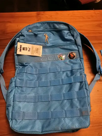 Mochila azul Fortnite con diseño exclusivo - miniatura 1