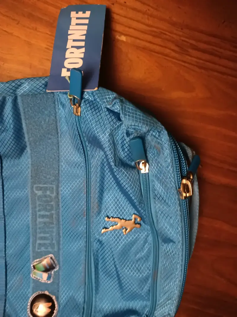 Mochila azul Fortnite con diseño exclusivo - 5