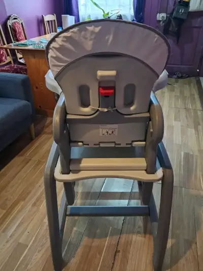 Silla de comer para bebé ajustable y cómoda - miniatura 3