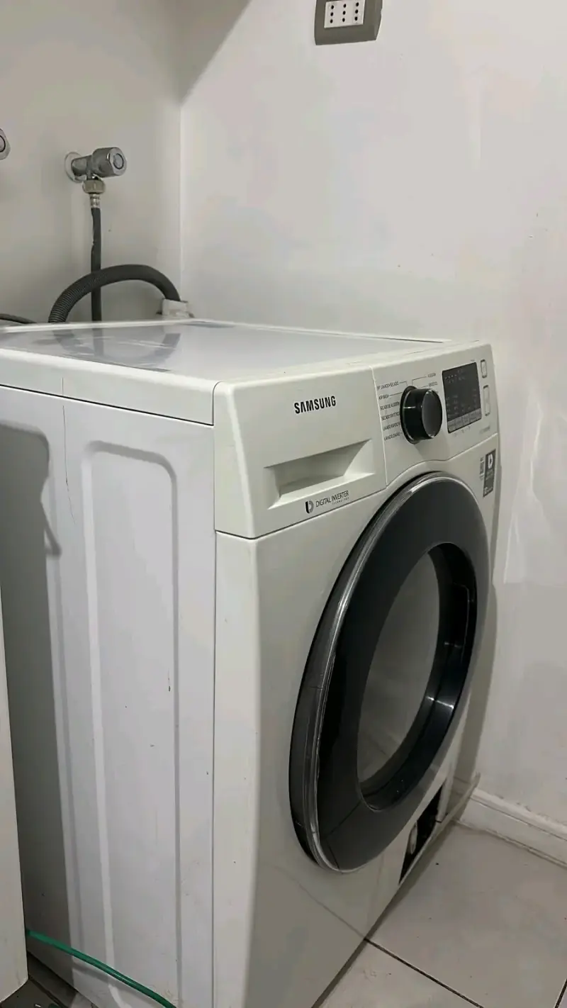 Lavadora secadora Samsung Digital Inverter 10kg - 2