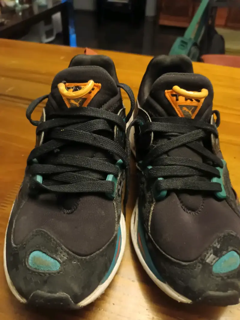 Zapatillas deportivas Puma negras y naranjas - 6