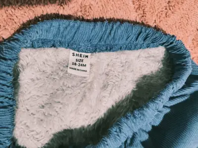 Pantalones de bebé Shein azul con forro polar - miniatura 3