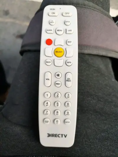 Control remoto universal DirecTV blanco - miniatura 2
