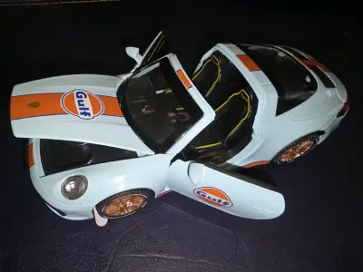 Auto de Juguete Porsche 911 Gulf Esc 1:32. 15,5 Cm - miniatura 2