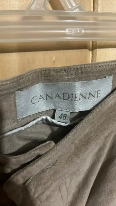 Pantalones beige Canadienne talla 48 - miniatura 2