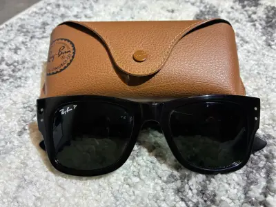 Gafas de sol polarizadas Ray-Ban Mega Wayfarer - miniatura 1