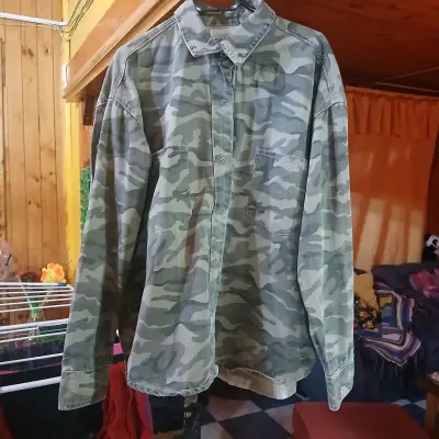 Camisa de camuflaje estilo militar para hombre - miniatura 1