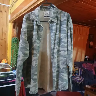 Camisa de camuflaje estilo militar para hombre - miniatura 2