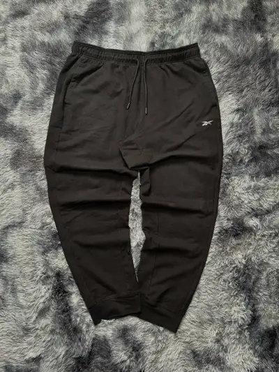 Pantalones deportivos negros Reebok para hombre - miniatura 1