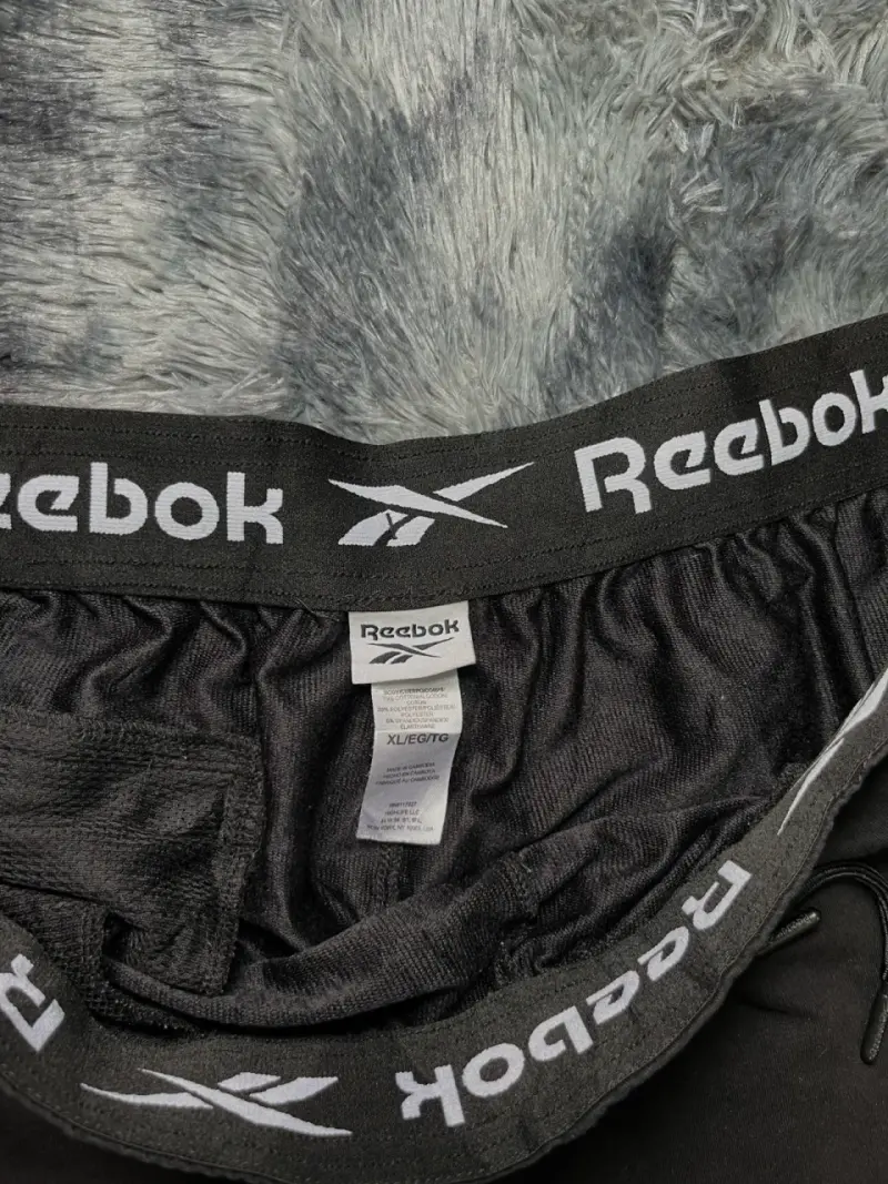 Pantalones deportivos negros Reebok para hombre - 5