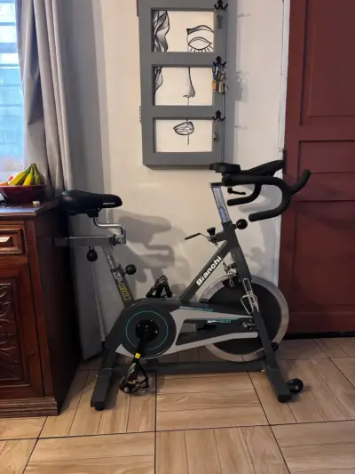 Bicicleta estática Bianchi SP-1900 para spinning - miniatura 3