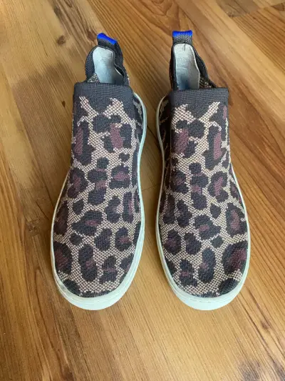 Zapatillas urbanas  con diseño animal print - miniatura 2