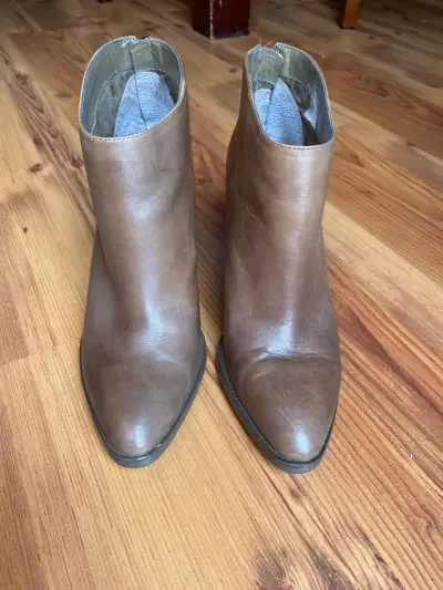 Botines de cuero marrón con tacón alto - miniatura 5