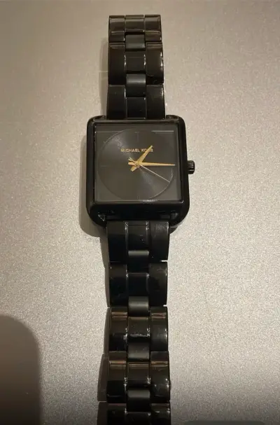Reloj Michael Kors negro de acero inoxidable - miniatura 3