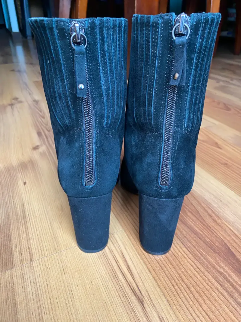 Botines de gamuza negro con cierre trasero - 5