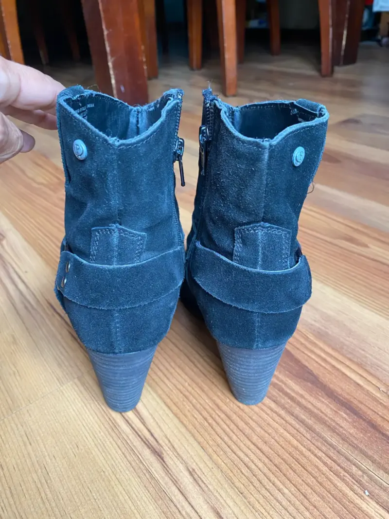 Botines de gamuza negros con tacón alto - 2