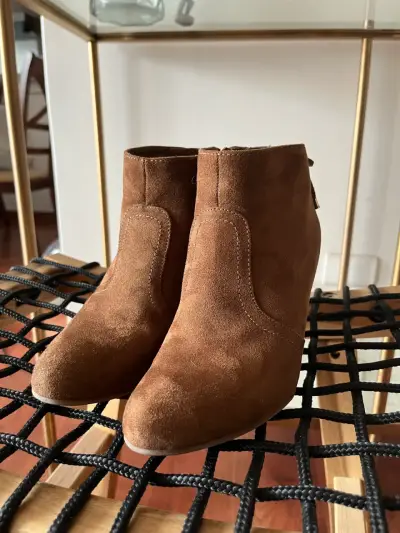 Botines de gamuza marrón con tacón alto - miniatura 5