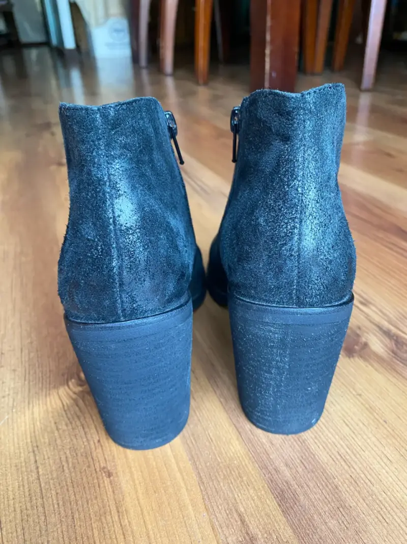Botines de cuero negro con tacón alto - 3