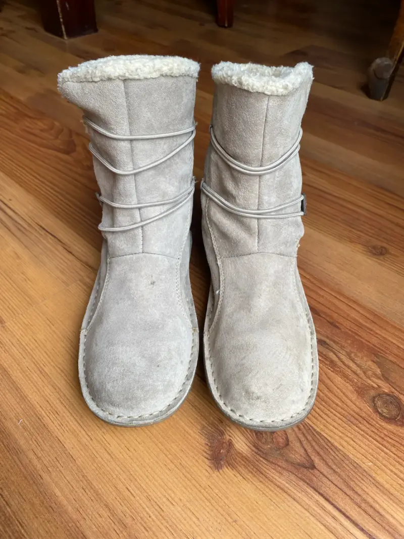 Botas de gamuza beige con forro de lana - 6