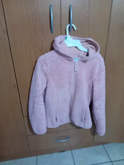 Ropa de mujer. - miniatura 4
