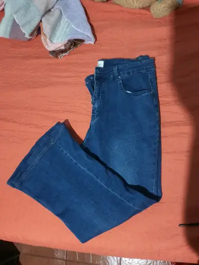 Jeans azul oscuro para mujer talla 46 - miniatura 2