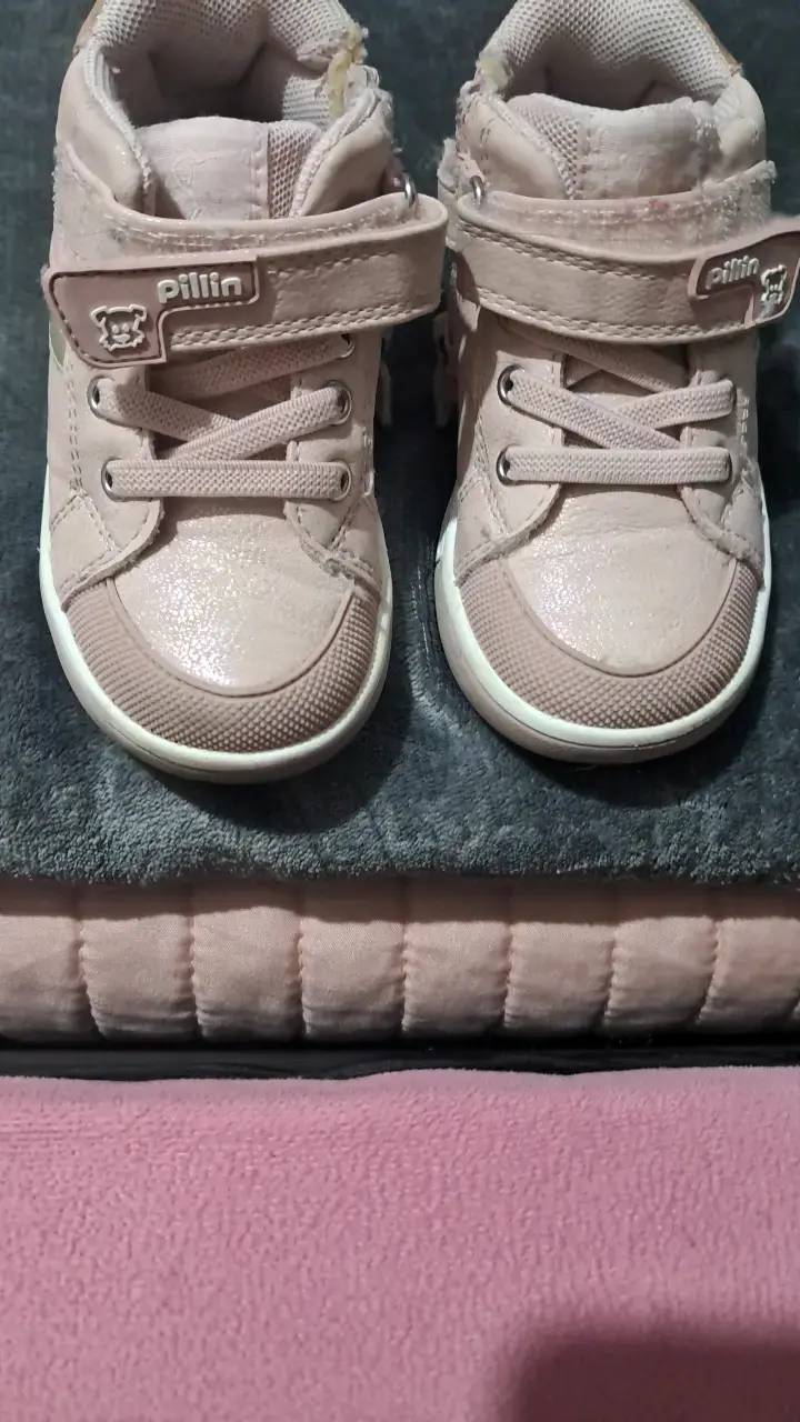 Zapatillas rosadas para niña Pillin con brillo - 2