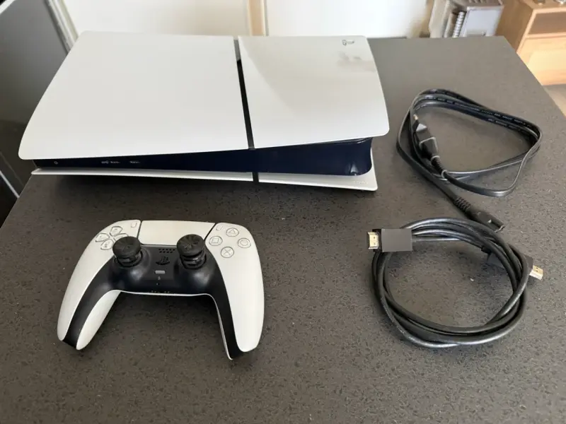 Consola PlayStation 5 Slim Digital - 2