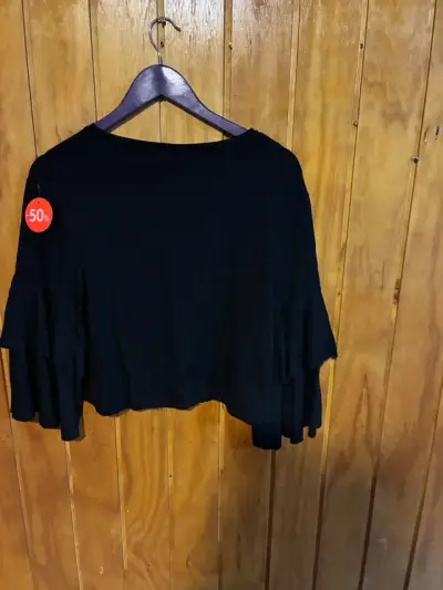 Blusa negra con mangas acampanadas talla S - miniatura 3