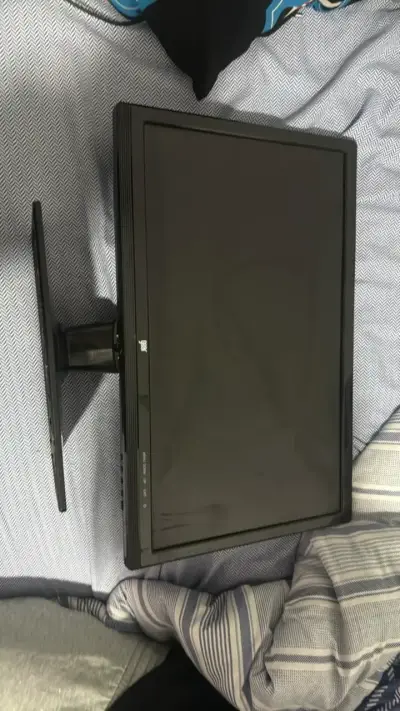 Monitor Gear con entradas HDMI y VGA - miniatura 2